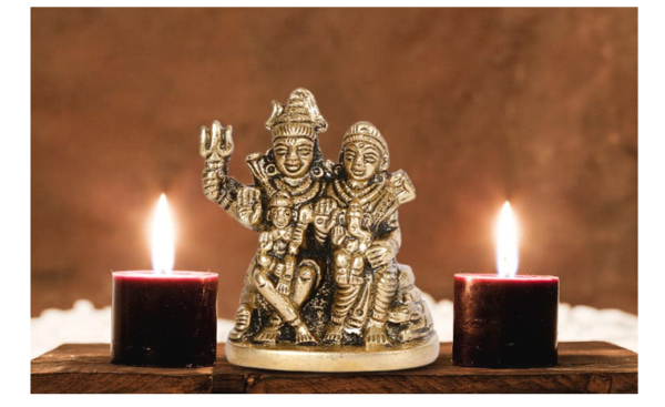Shiva Parvati Shiv Parivar Shankar Bhagwan Ganesh Family Idol Statue Sculpture Home Office Temple Puja Decor (Small- 6x3x6.5 cm)