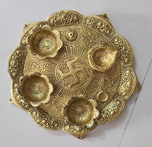 Modern Metal Pooja Thali with Diya I Pooja Thali with Roli Rice Chopra Set for Wedding, Rakhsha Bhandhan, Bhai Dooj, Tilak Tika Function Gold Plated (1 Pieces, Gold)