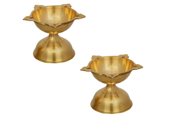 Traditional Brass Fancy Five Face Diya Pooja Oil Lamp For Home, Office,Temple | Diwali Puja Oil Diya | Diya Puja Mandir Festival Decoration Oil Lamp for Pooja and Worship Decoration Pack of 2
